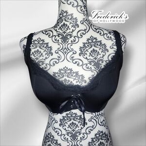 FREDERICK'S OF HOLLYWOOD Black Lace-Up Bra - 36DDD